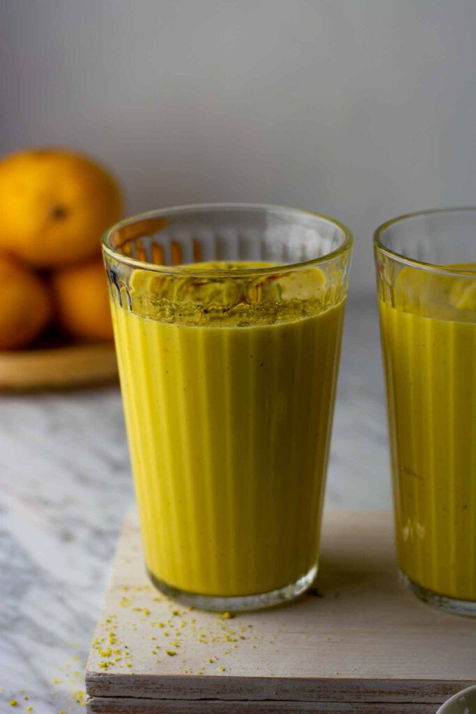 Mango lassi 1