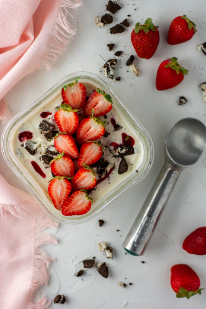 Strawberry oreo cheesecake ice cream